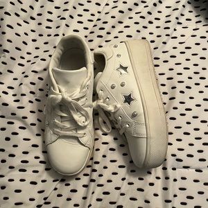 Star Platform Sneaks